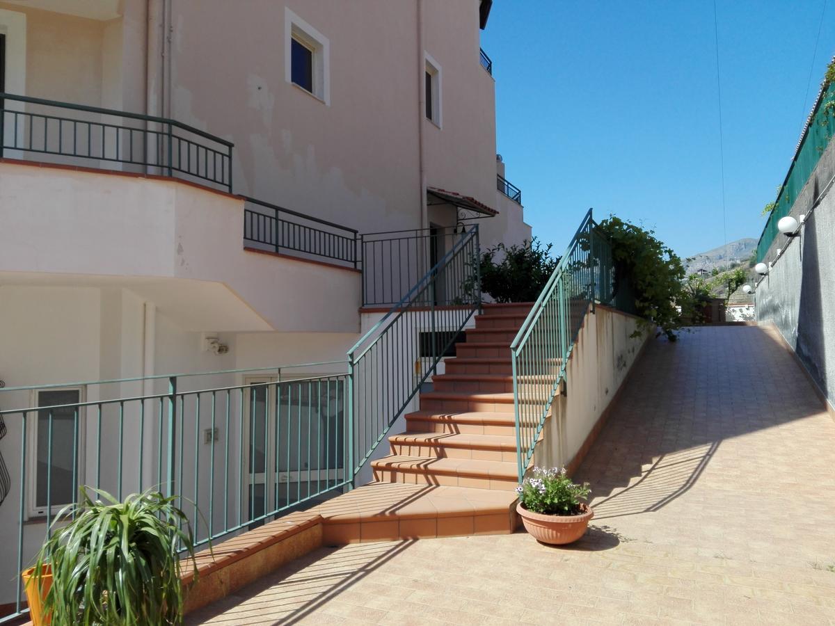 Bed and Breakfast La Nave Sul Mare Di Taormina Летоянни Экстерьер фото