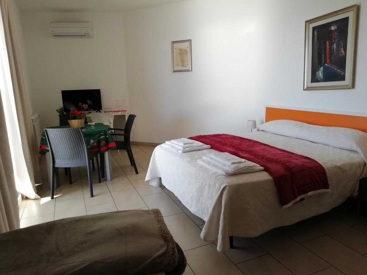 Bed and Breakfast La Nave Sul Mare Di Taormina Летоянни Экстерьер фото